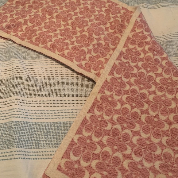 NWOT Coach Monogrammed Reversible Soft Wool Scarf - Picture 4 of 4